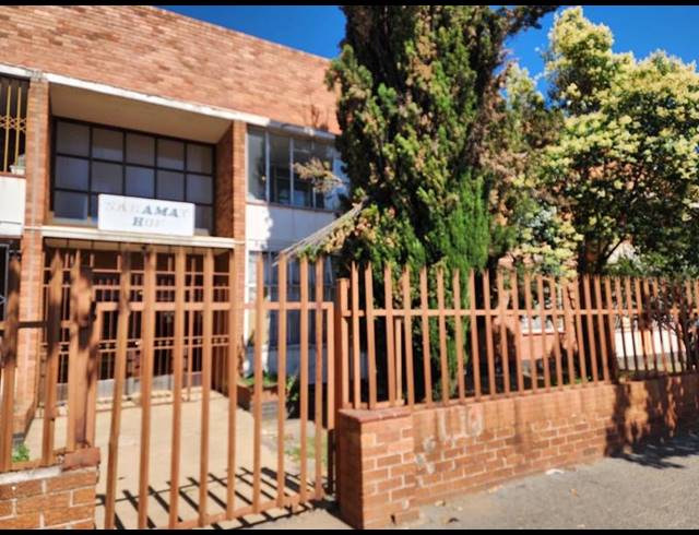 2 BEDROOM APARTMENT FOR SALE IN RANDFONTEIN CENTRAL